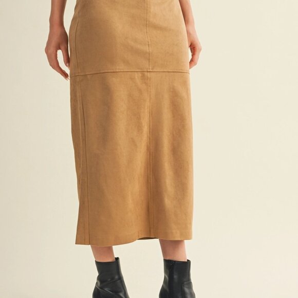 Krista Back Slit Tan Suede Skirt | Women's Midi | Trendy Fall and Winter Fashion - Picture 7 of 10